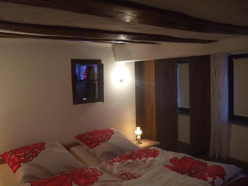 Kleines Winzerhauschen Villa Bremm Habitación foto